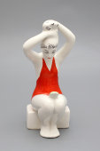 Статуэтка «Девушка с зеркалом», скульптор Федорова Т. А., фарфор, ЛЗФИ, 1950-60 гг.