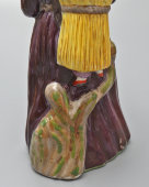 Антикварная фарфоровая статуэтка «Монах, несущий девочку в снопе», Завод Храпунова-Нового, 19 в.