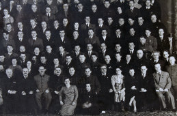 Старинная фотография «Сталин и члены Политбюро», СССР, 1930-е годы, багет, стекло