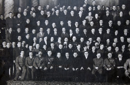 Старинная фотография «Сталин и члены Политбюро», СССР, 1930-е годы, багет, стекло