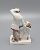 Статуэтка «Лошадиная фамилия» по рассказу Чехова А. П., скульптор Б. Я. Воробьев, фарфор, ЛФЗ, 1950-60 гг.