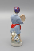 Статуэтка «Узбек с бубном» (Узбекский танец), скульптор Малышева Н. А., фарфор, Дулево, 1950-60 гг.