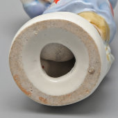 Статуэтка «Узбек с бубном» (Узбекский танец), скульптор Малышева Н. А., фарфор, Дулево, 1950-60 гг.