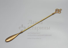 Винтажный рожок для обуви в готическом стиле «Трефны» (Трилистники), латунь, Европа, 1-я пол. 20 в.