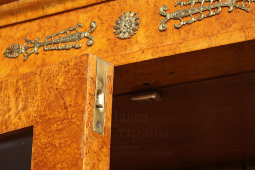 Старинный большой книжный шкаф, лиственница, тополь, Россия, нач. 20 в.