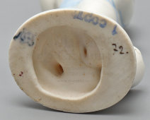 Статуэтка «Девочка с рыбкой», скульптор Столбова Г. С., ЛФЗ, 1950-60 гг.