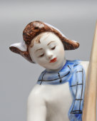 Комплект фигурок «Лыжница» и «Лыжник», скульптор Столбова Г. С., художник Лупанова Е. Н.​, ЛФЗ, 1950-60 гг.