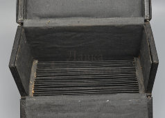 Кейс для 22 граммофонных или патефонных пластинок, тканевая отделка, СССР, 1930-40 гг.