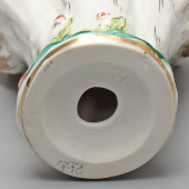 Карандашница, подставка для карандашей «Девушка со снопом» (Колхозница), скульптор Велихова С. Б., фарфор, ЛФЗ, 1950-е