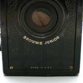 Коробочный фотоаппарат «Kodak SIX-16 Brownie Junior»