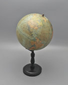 Старинный учебный глобус с картой мира между двумя мировыми войнами, 1-я Картографическая фабрика, НКВД СССР ГУГСК, 1937 г.