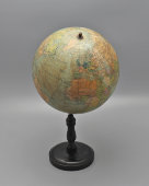 Старинный учебный глобус с картой мира между двумя мировыми войнами, 1-я Картографическая фабрика, НКВД СССР ГУГСК, 1937 г.