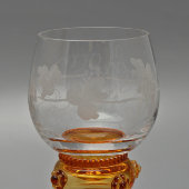 ​Набор винтажных бокалов для вина «Рёмеры» на ножках с янтарным оттенком, 6 штук, стекло, мануфактура Терезиенталь (Theresienthal), Германия, 1950-60 гг.