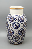Напольная фарфоровая ваза «Голубки», художник Олейник Е. А., ЛФЗ, 1956 г.