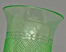 Старинный стакан с монограммой «ВХ» под короной, урановое стекло, Россия, 19 в.