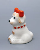 Статуэтка «Собака с бантом», авторский фарфор, СССР, 1960-е