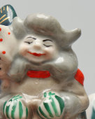 Фигурка «Зима» (Дети на санках), скульптор Трегубова В. М., Коростень, 1955-62 гг.