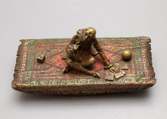 Антикварное пресс-папье с фигуркой Пьеро из венской бронзы, Австрия, кон. 19 в.