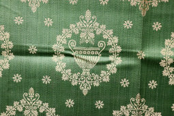 Отрез старинной портьерной ткани, образец «Ампирная ваза», Прохоровская Трёхгорная мануфактура, г. Москва, кон. 19, нач. 20 вв.