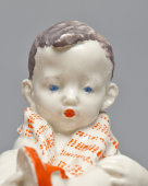 Статуэтка «Мальчик с полотенцем на подушке», редкая роспись, скульптор Павловская Н. А.,​ фарфор, Песочное, 1960-е