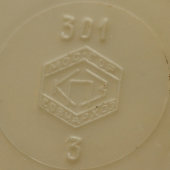 Декоративная настенная тарелка «Герман Титов», пластмасса, 1960-е