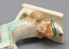 Статуэтка «Клоун-акробат с мячом», скульптор Денисенко М. В., фаянс ЗиК Конаково, 1950-60 гг.