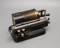 Старинная счетная машина «Арифмометр», Original Odhner, Гётеборг, Швеция, 1917-20 гг.