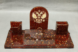 Подарочный письменный набор «Россия Рэд», красный янтарь, мануфактура «Емельянов и сыновья», 2000-е