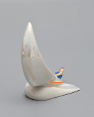 Статуэтка «Парусный спорт», скульптор Уманец Л., фарфор, Краснодарский завод «Чайка», 1960-80 гг.