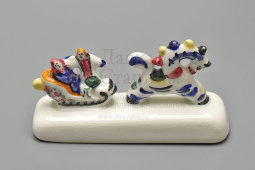 Статуэтка «Русская зима», Сергеев В. А., фаянс, ЗиК Конаково, 1960-е