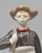 Статуэтка «Юный электромонтер», скульптор Попова К. В., Вербилки, 1950-е