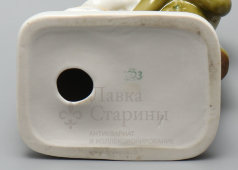 Cтатуэтка «Маниловы» из серии «Гоголевские персонажи» по произведению Н. В. Гоголя «Мертвые души», скульптор Воробьев Б. Я., ЛФЗ