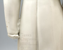 Агитационная скульптура советского периода «Сталин на прогулке», скульптор А. Г. Сотников, Дулево, фарфор