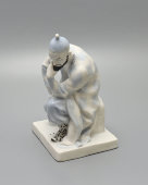 Статуэтка «Танцовщик П. А. Гусев в партии хана Гирея в балете «Бахчисарайский фонтан», скульптор Киселев А. А., фарфор,​ ЛЗФИ, 1950-60 гг.