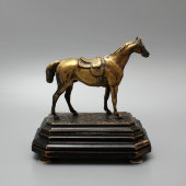 Антикварная бронзовая статуэтка «Лошадь», венская бронза, деревянная подставка, 19 век