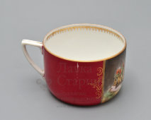 Агитационная чайная пара, чашка с блюдцем из сервиза «Оборонный» (Тачанка), художник Сазонов С. Е., фарфор, Вербилки, 1934-40 гг.