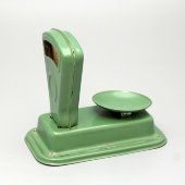 Винтажная детская игрушка «Весы торговые», СССР, 1950-е