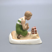 Статуэтка «Девочка с кубиками», ДФЗ Вербилки, советский фарфор, автор Трипольская