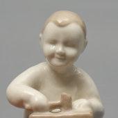 Статуэтка «Юный плотник», фарфор, Артель «Керамик» (Полонне), СССР, 1950-е