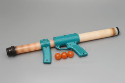 Детское цилиндрическое помповое ружье с 3 пластиковыми шариками, пластмасса, СССР, 1980-е