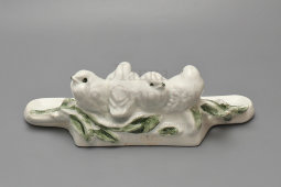 Карандашница, письменный прибор «Воробьи», Конаково, 1950-60 гг., скульптор Гуревич Е. М., фаянс