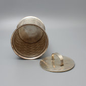 Сосуд с крышкой на тарелке-подставке, белый металл, Россия, кон. 19 в.