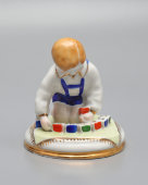 Статуэтка «Первое слово» (Сталин), скульптор С. Голембовская (Болзан), фарфор, Киевский ЭКХЗ, 1955-62 гг.