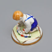 Статуэтка «Первое слово» (Сталин), скульптор С. Голембовская (Болзан), фарфор, Киевский ЭКХЗ, 1955-62 гг.