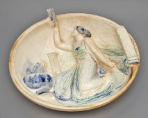 Авторская декоративная тарелка с античным сюжетом, Артамонова О. С., керамика, 1950-60 гг.