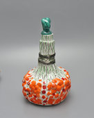 Графин «Рябина», скульптор Щекатихина-Потоцкая А. В., фарфор ЛФЗ, 1950-60 гг.