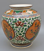 Китайская ваза с растительным орнаментом, фарфор, 1950-60 гг.