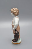 Фигурка «Мальчик с мишкой», скульптор Холодная М. П., фарфор, ЛФЗ, 1950-е