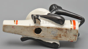 Фигурка «Африканец с барабаном», скульптор Федорова Т. А., фарфор, ЛЗФИ, 1950-60 гг.
