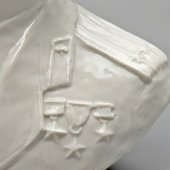 Бюст «Гагарин Ю. А.», скульптор Корсиков А. Д., фарфор, ЛФЗ, 1960-70 гг.